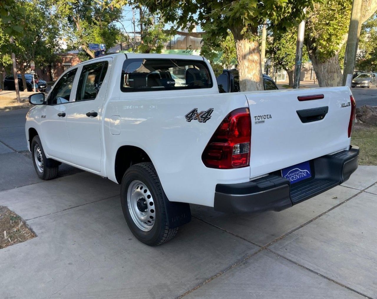 Toyota Hilux Usada Financiado en Mendoza, deRuedas