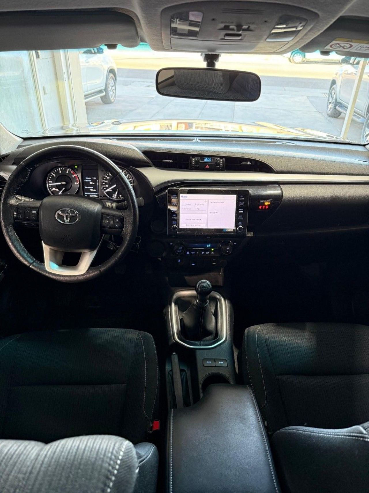 Toyota Hilux Usada Financiado en Mendoza, deRuedas