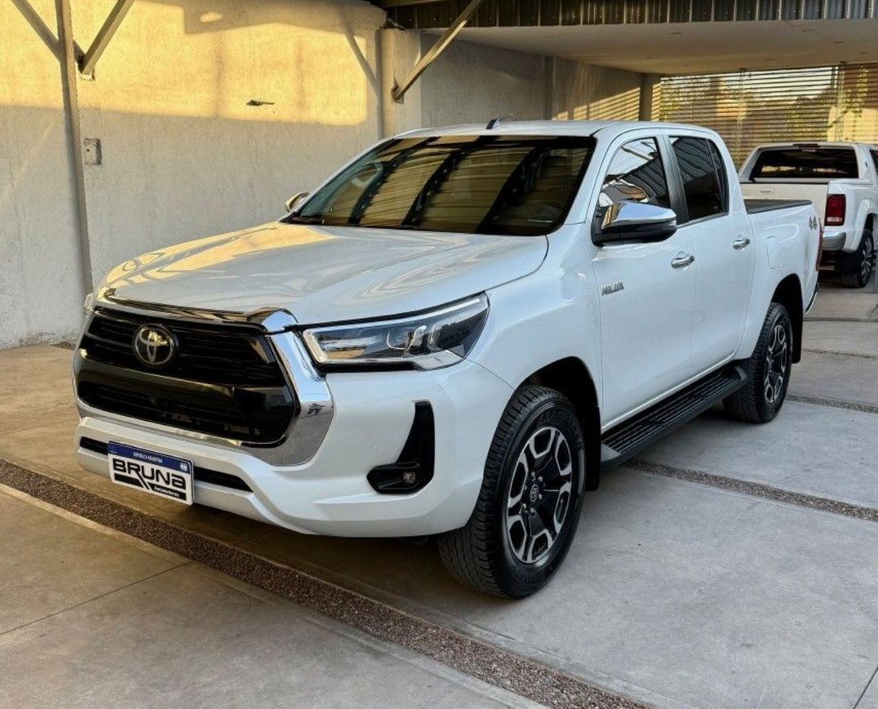 Toyota Hilux Usada Financiado en Mendoza, deRuedas