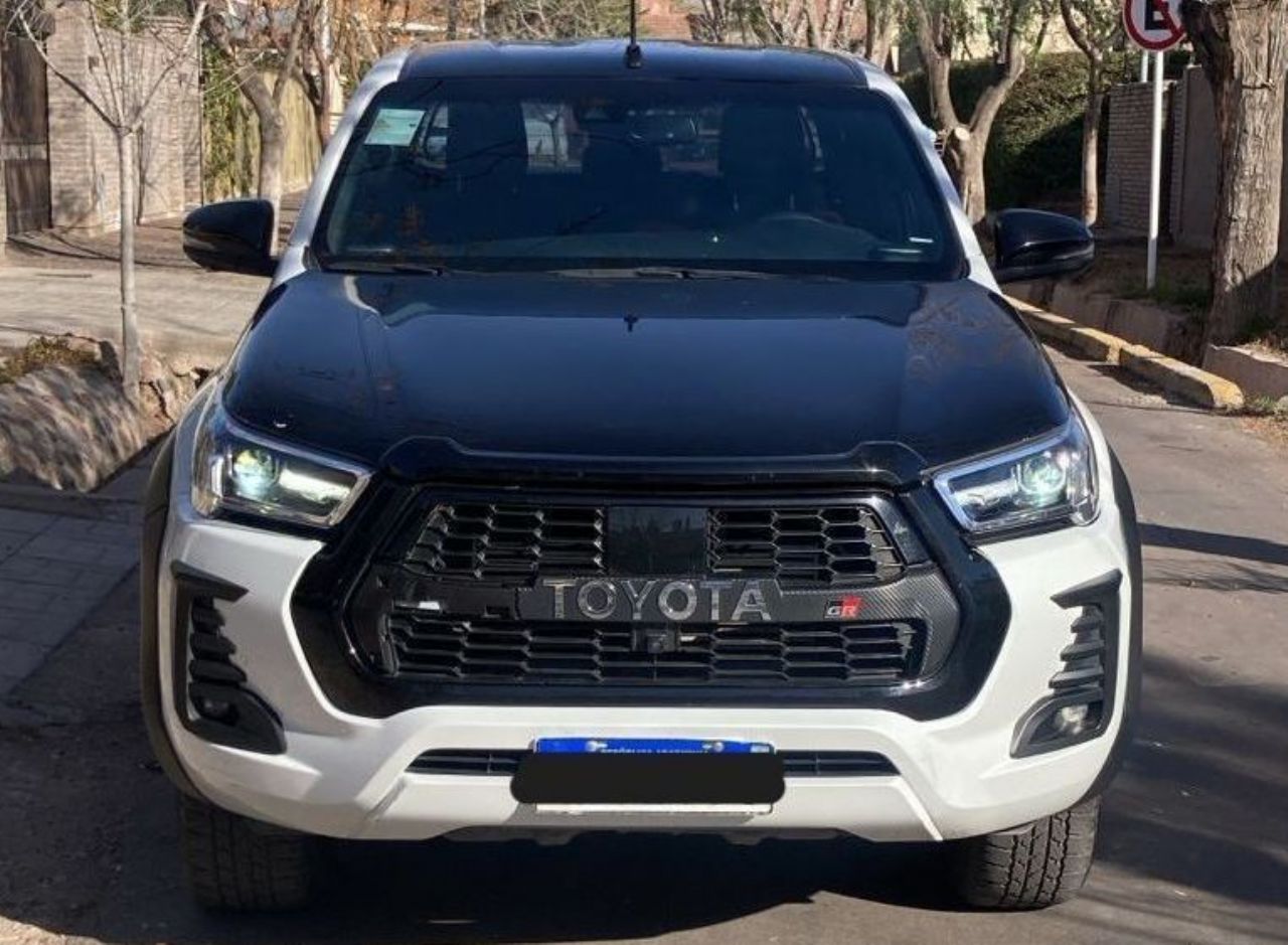 Toyota Hilux Usada en Mendoza, deRuedas