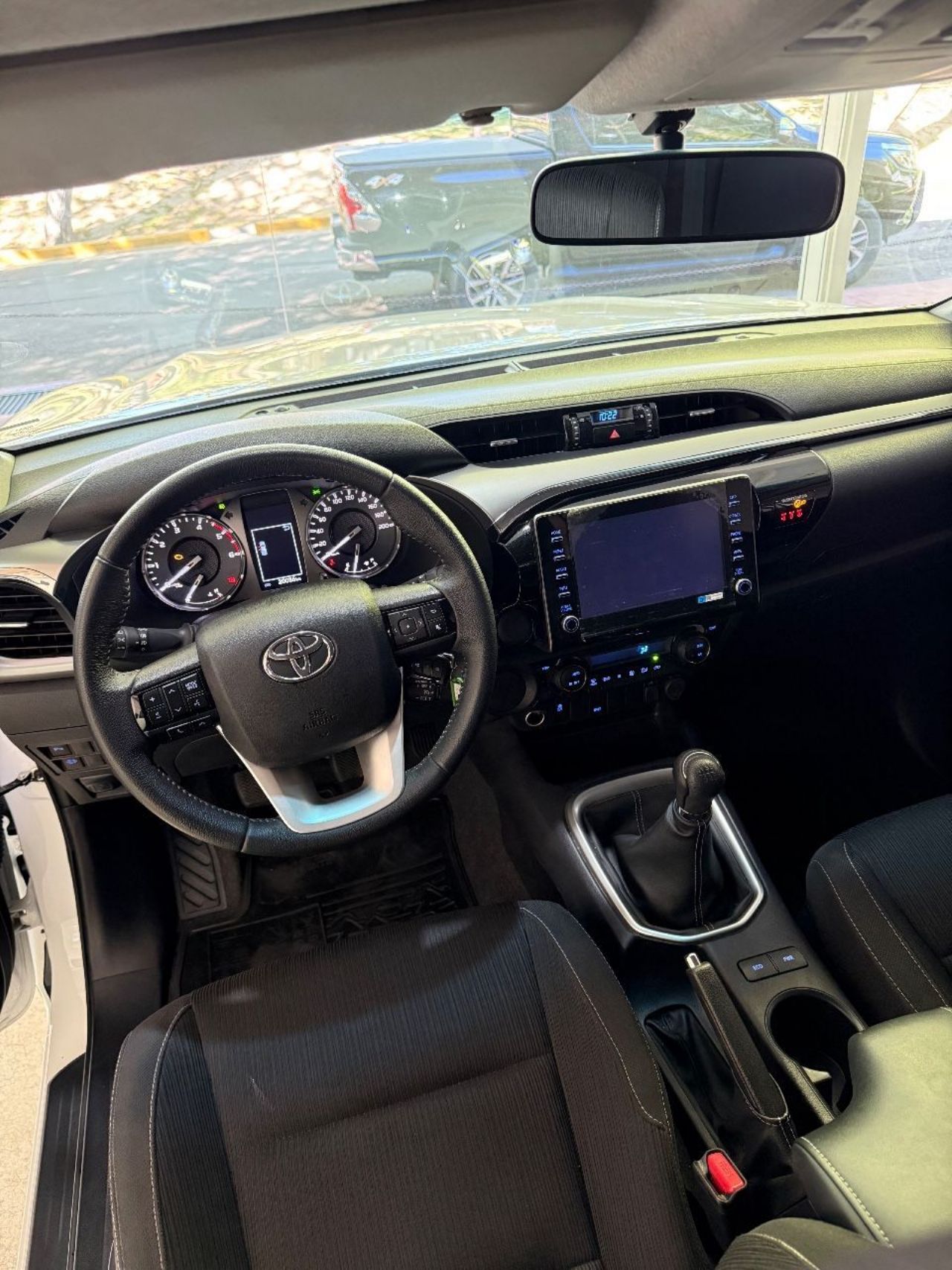 Toyota Hilux Usada Financiado en Mendoza, deRuedas