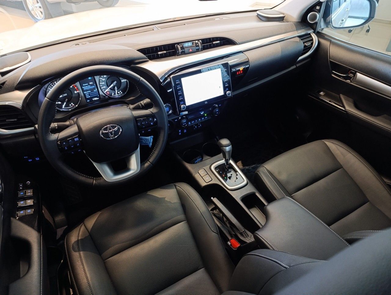 Toyota Hilux Usada Financiado en Córdoba, deRuedas
