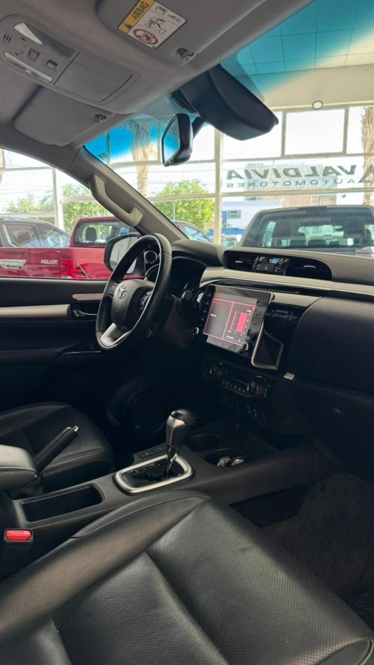 Toyota Hilux Usada Financiado en San Juan, deRuedas