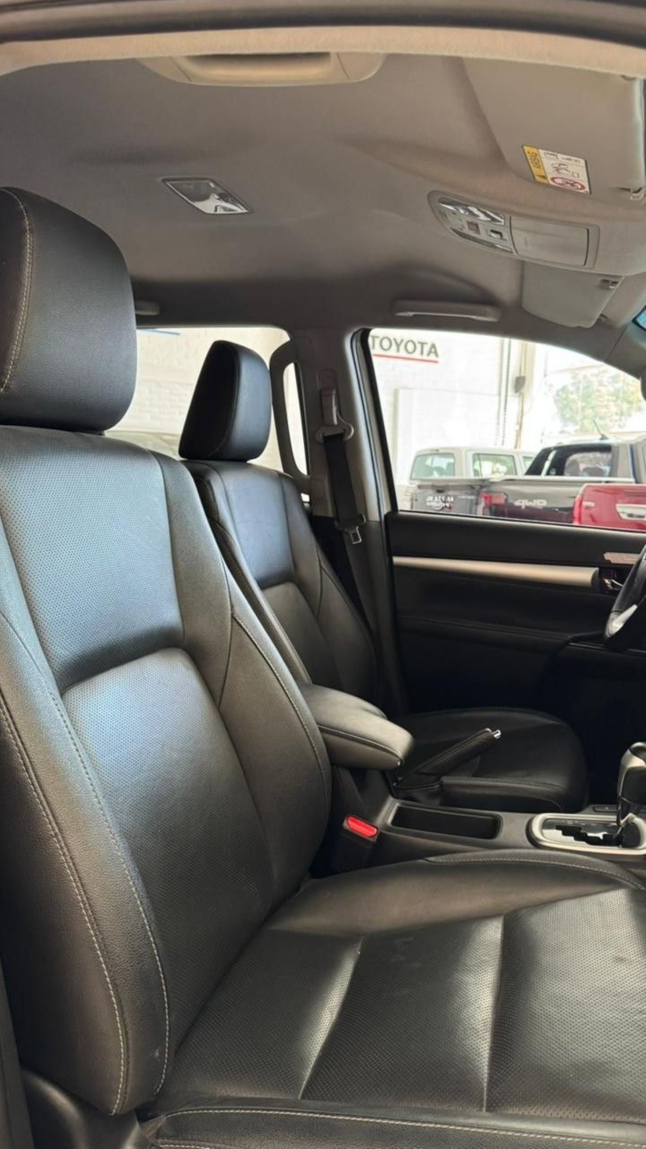 Toyota Hilux Usada Financiado en San Juan, deRuedas