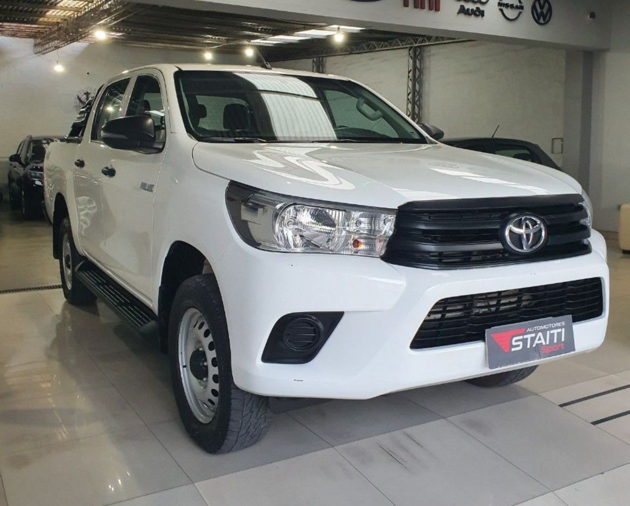 Toyota Hilux Usada Financiado en Mendoza, deRuedas