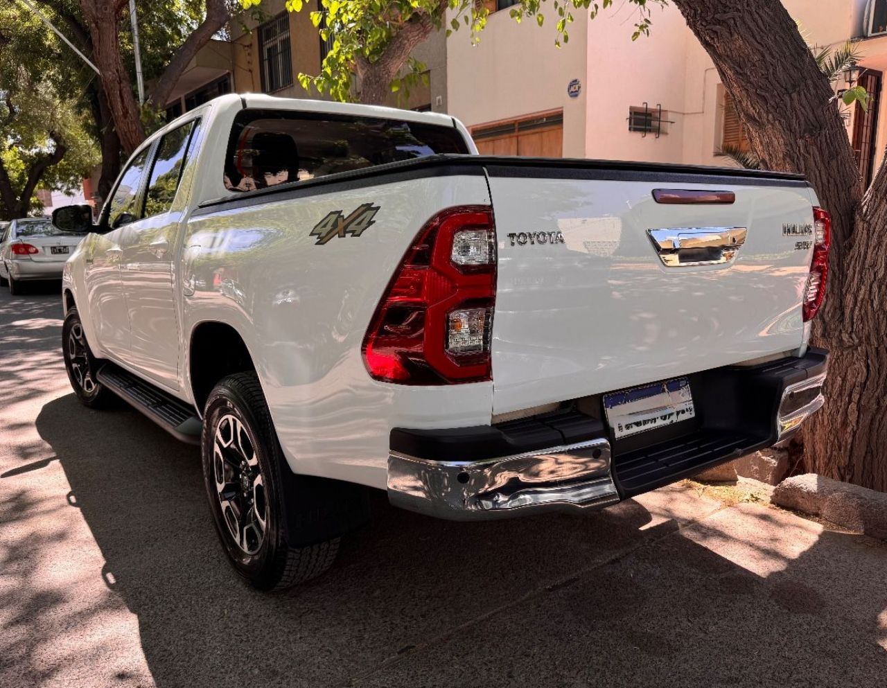Toyota Hilux Usada Financiado en Mendoza, deRuedas