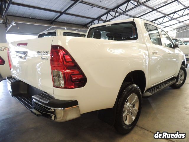 Toyota Hilux Nueva en Mendoza, deRuedas