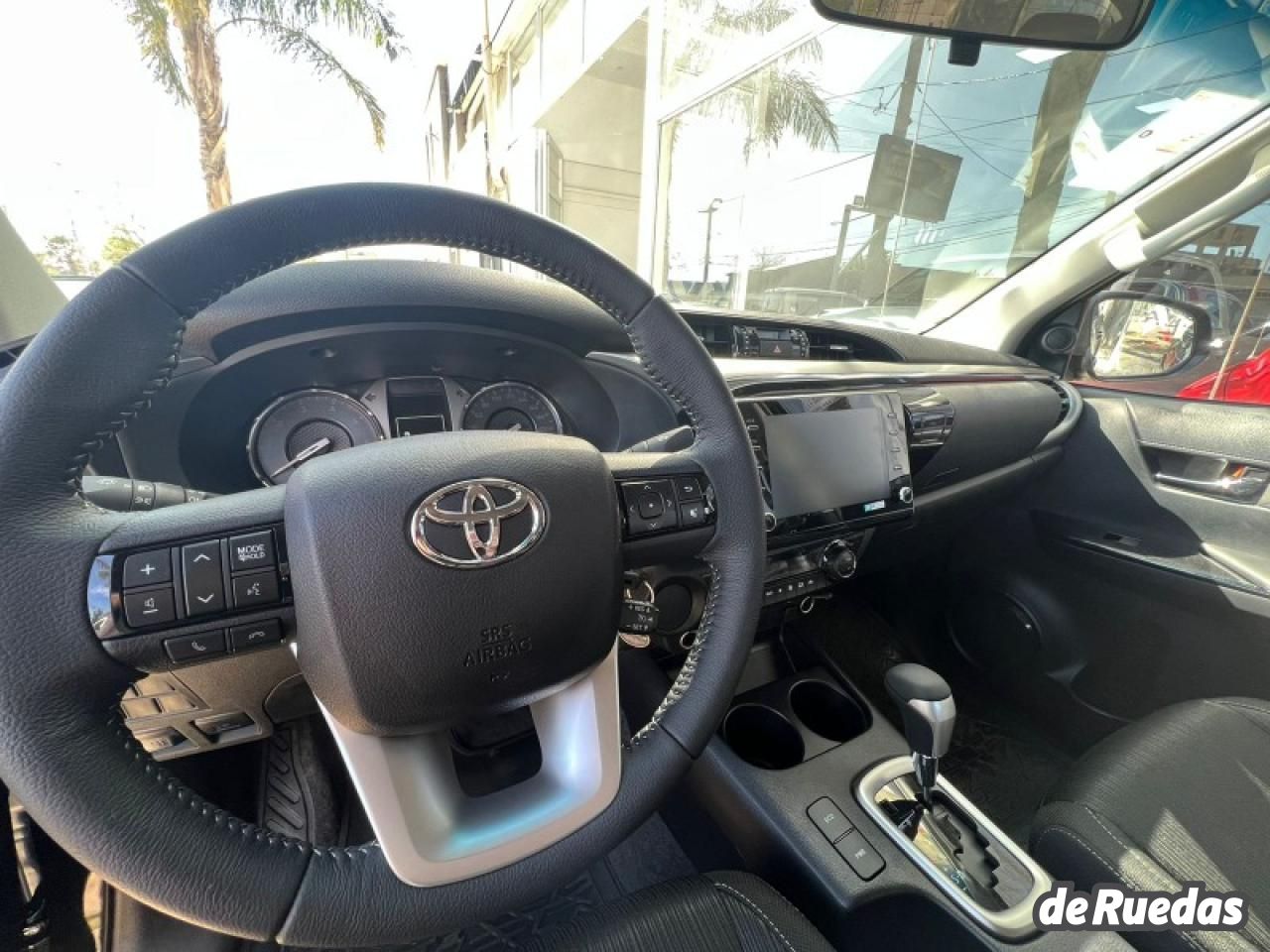 Toyota Hilux Nueva en San Juan, deRuedas