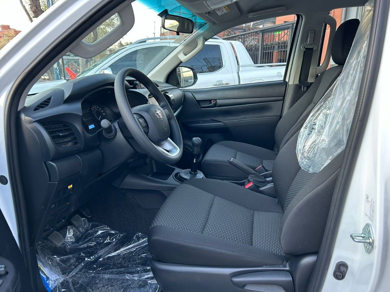 Toyota Hilux Nueva Financiado en Mendoza, deRuedas