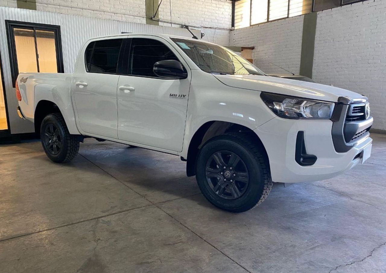 Toyota Hilux Usada en Mendoza, deRuedas