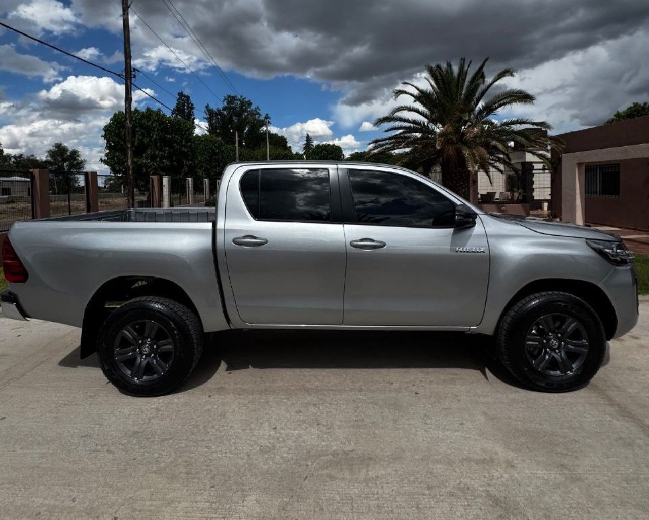 Toyota Hilux Usada en Mendoza, deRuedas