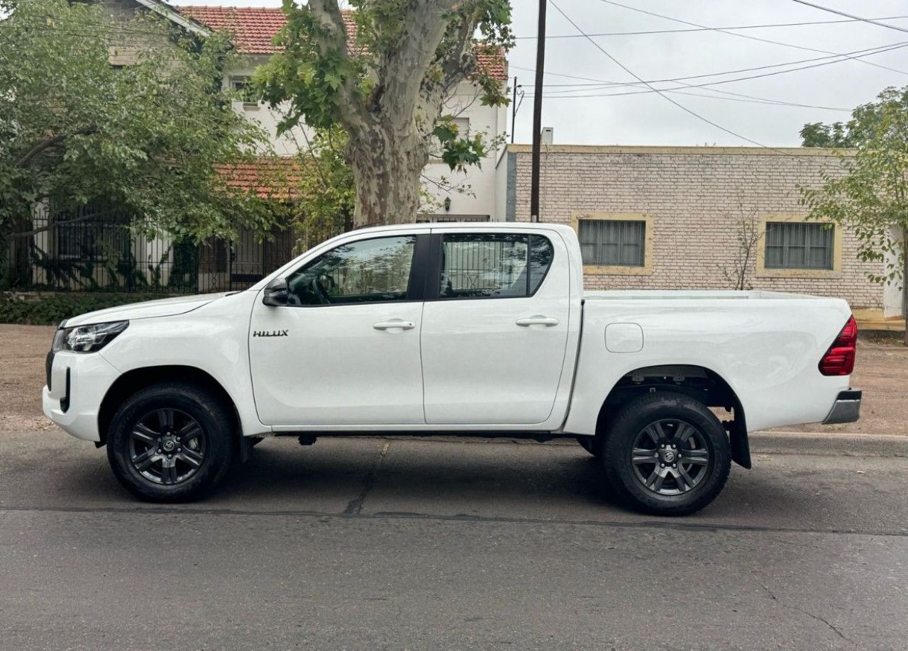 Toyota Hilux Usada Financiado en Mendoza, deRuedas