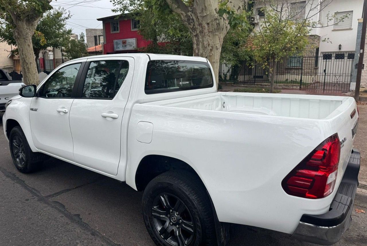 Toyota Hilux Usada Financiado en Mendoza, deRuedas