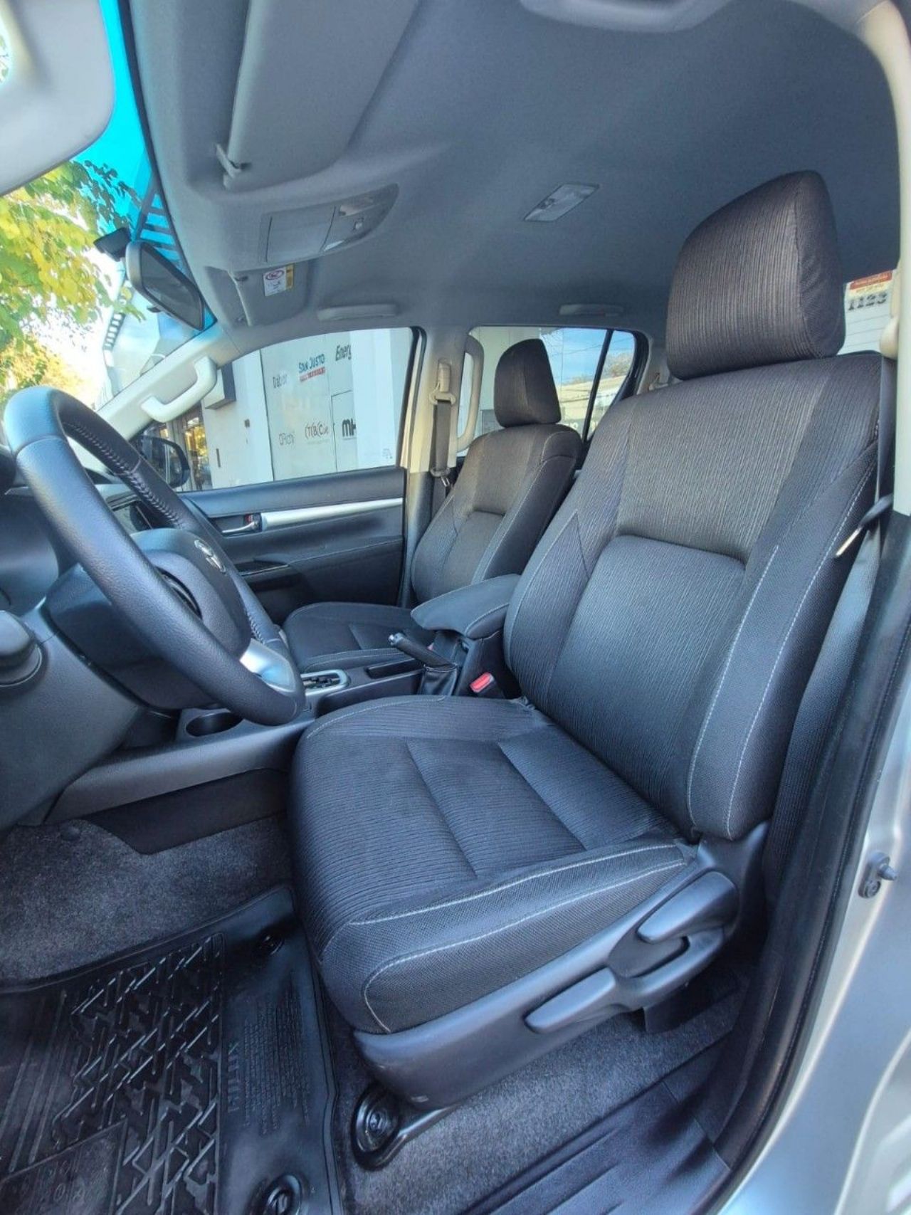 Toyota Hilux Usada Financiado en Mendoza, deRuedas