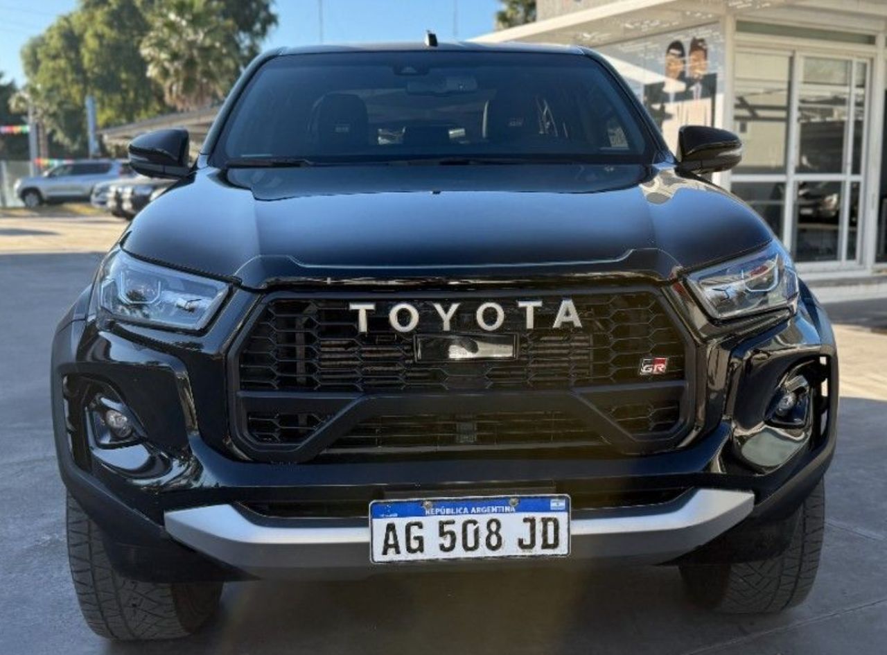 Toyota Hilux Usada en San Luis, deRuedas