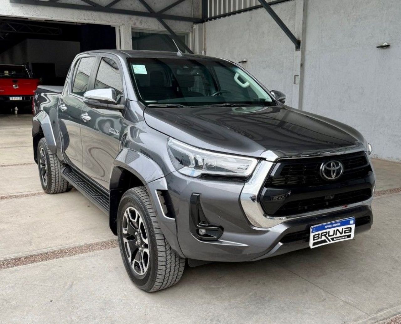 Toyota Hilux Usada Financiado en Mendoza, deRuedas