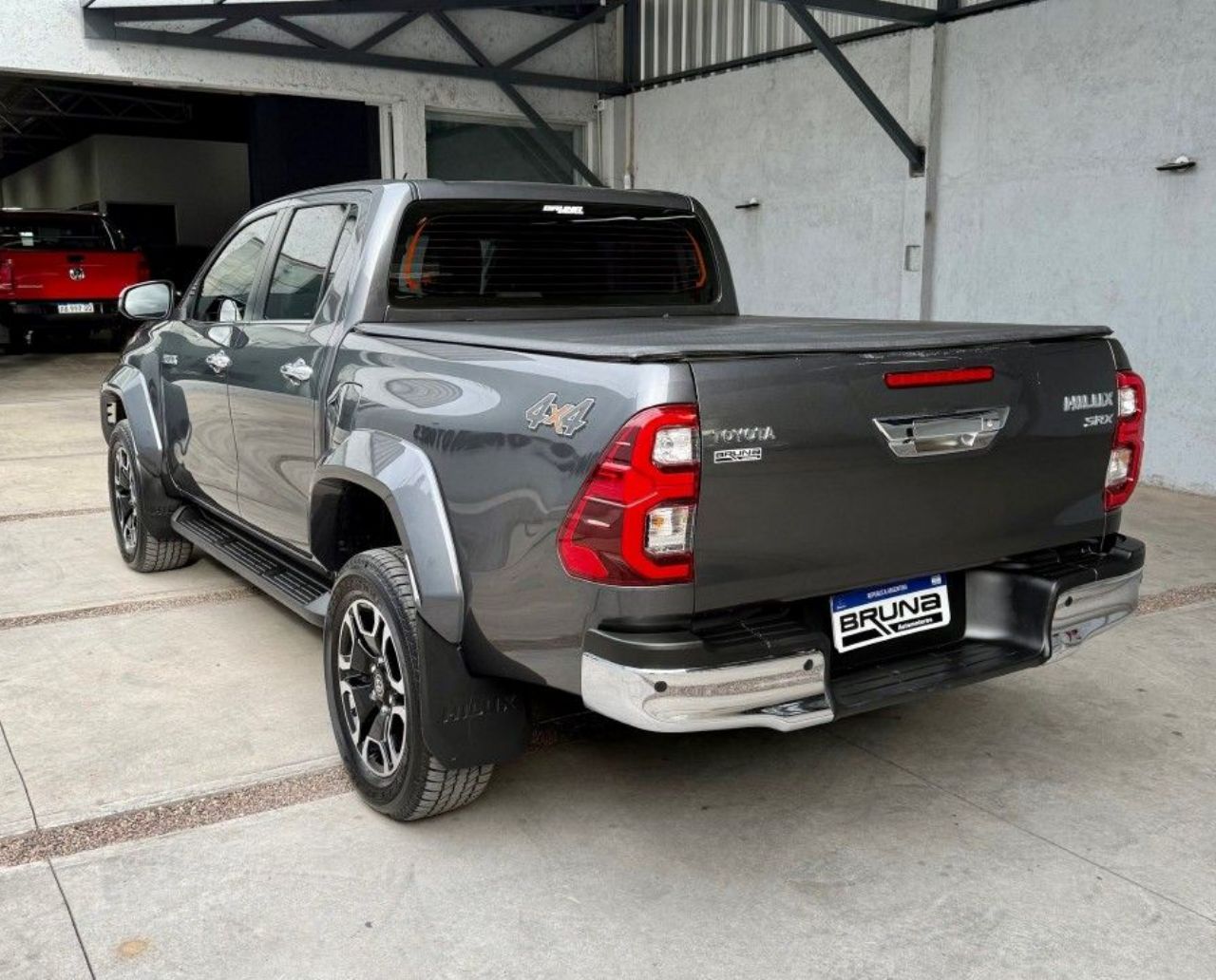 Toyota Hilux Usada Financiado en Mendoza, deRuedas