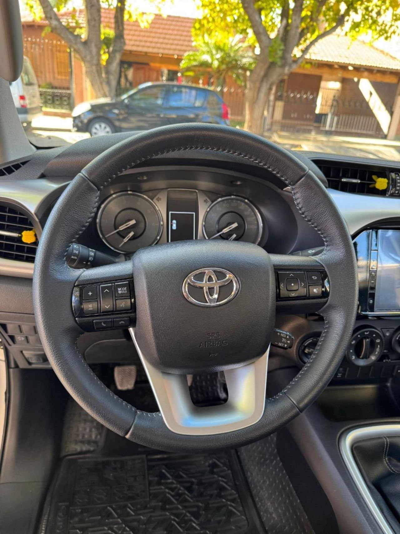 Toyota Hilux Usada Financiado en San Juan, deRuedas