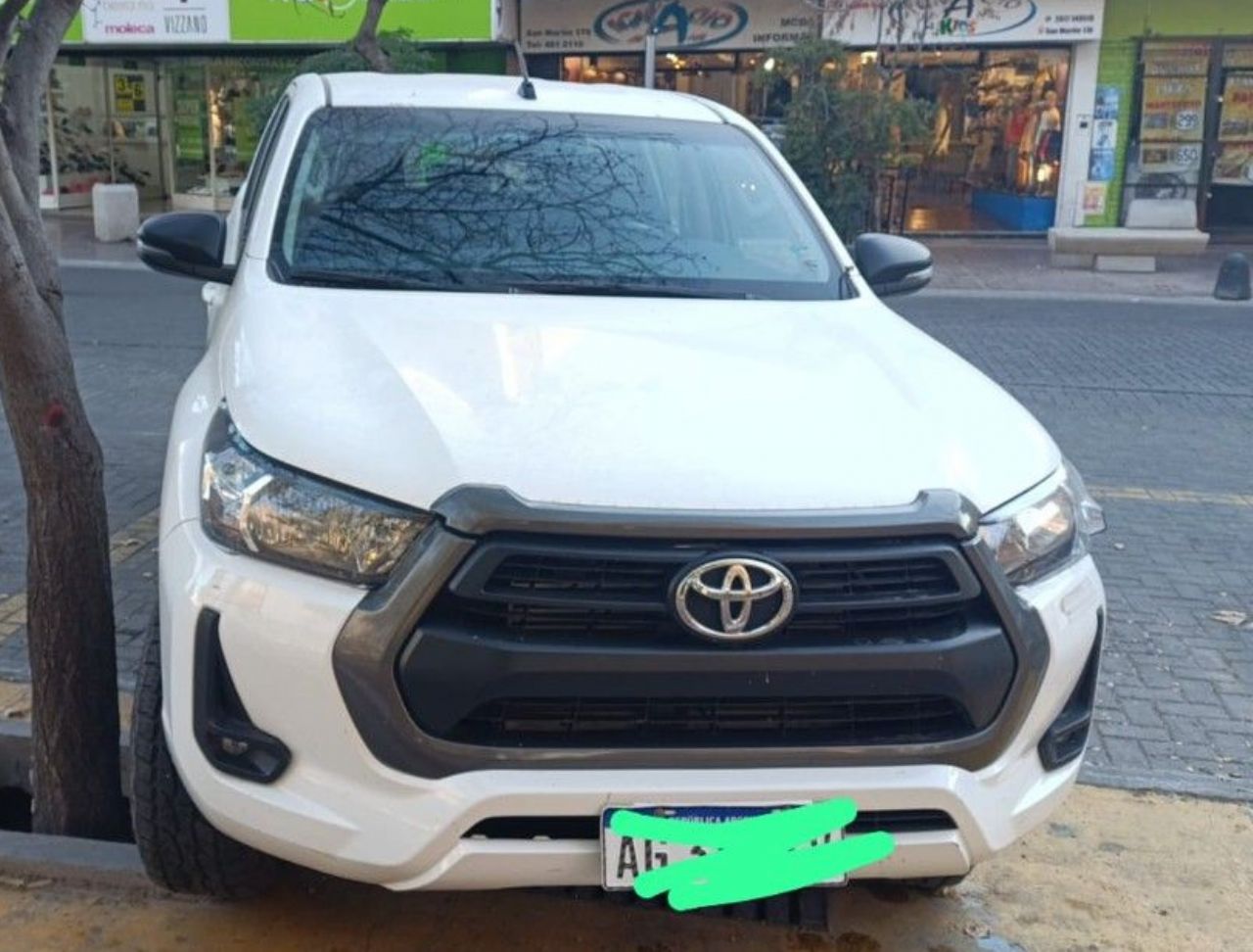 Toyota Hilux Usada en Mendoza, deRuedas
