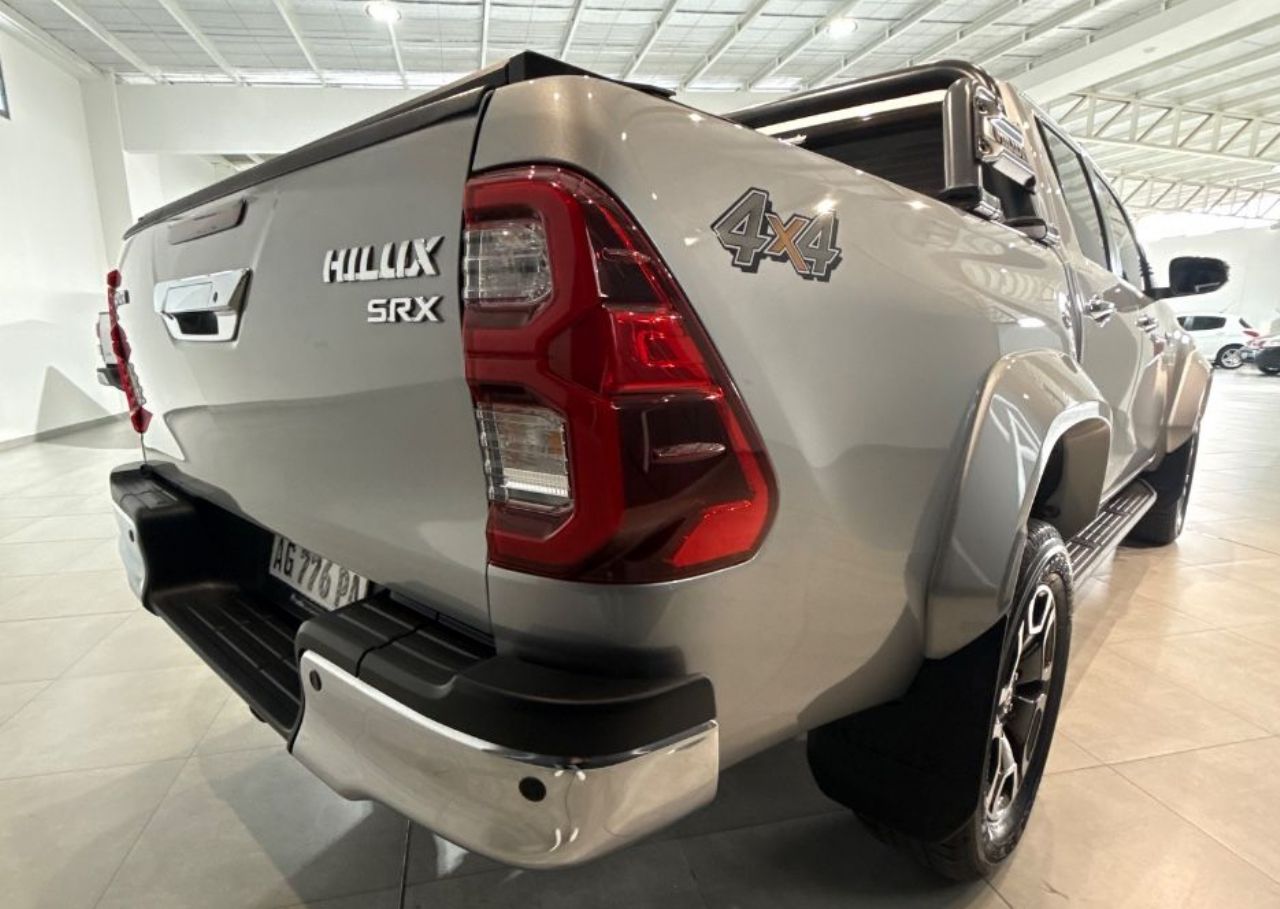 Toyota Hilux Usada Financiado en Mendoza, deRuedas