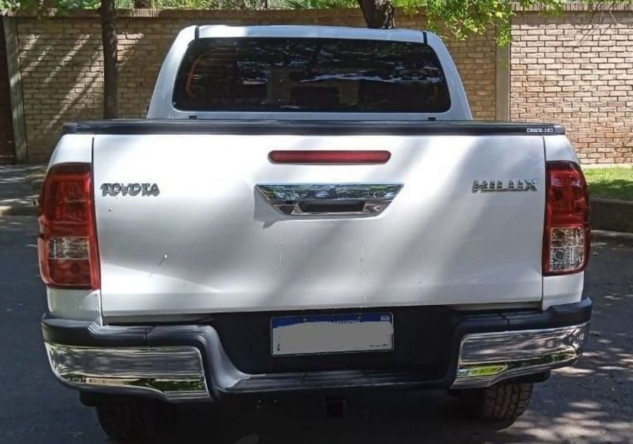 Toyota Hilux Usada en Mendoza, deRuedas