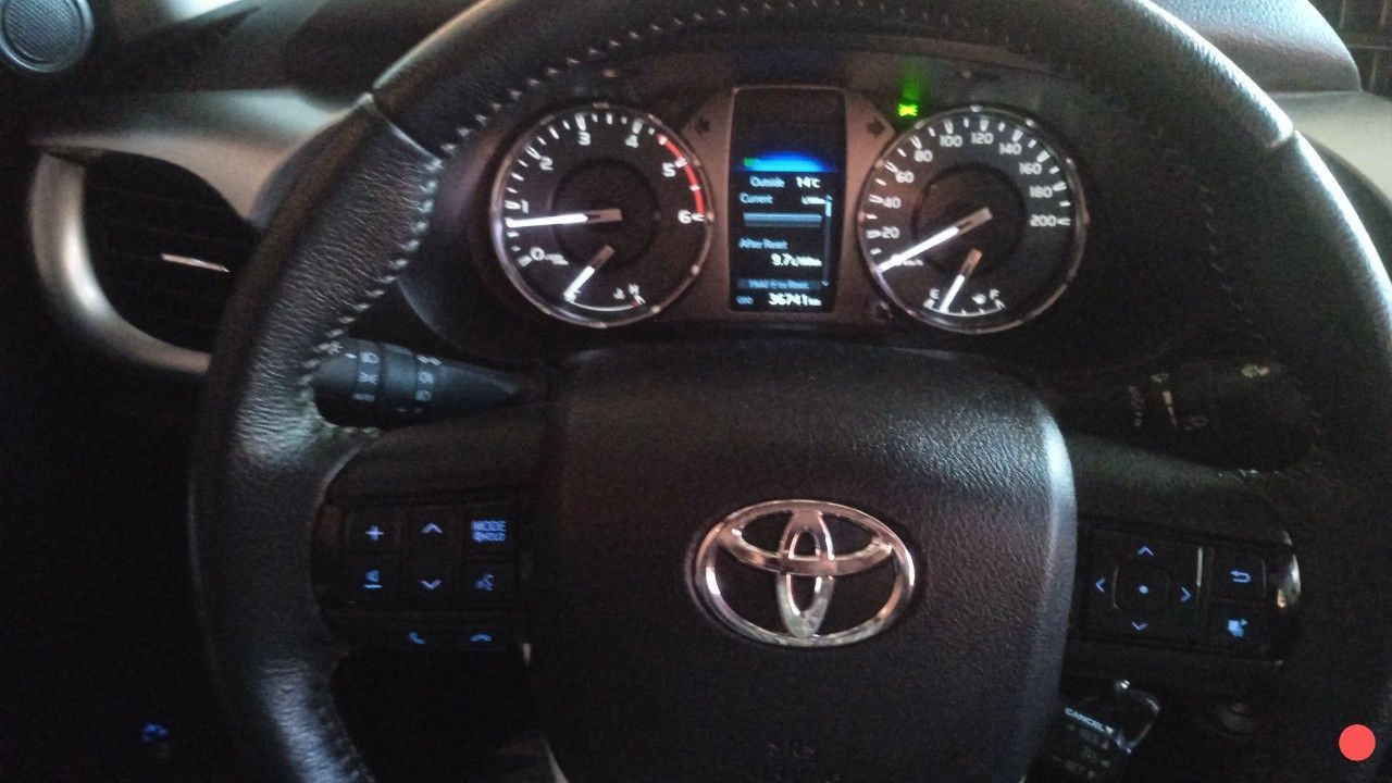Toyota Hilux Usada en Mendoza, deRuedas
