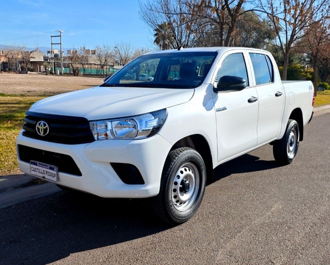 Toyota Hilux Usada Financiado en Mendoza, deRuedas