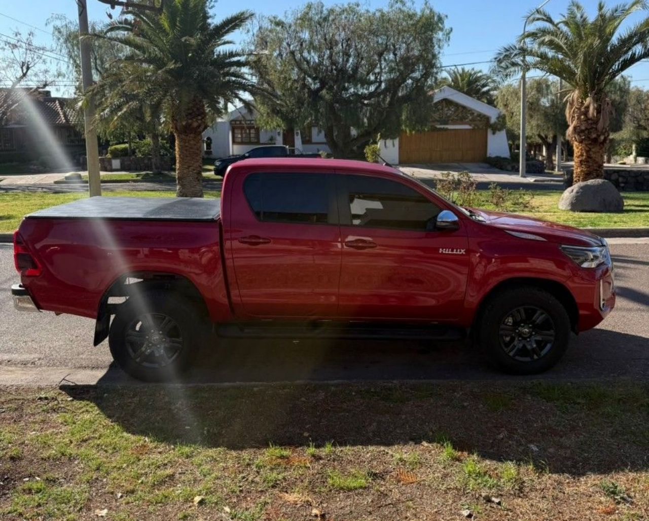 Toyota Hilux Usada en Mendoza, deRuedas