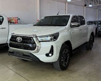 Toyota Hilux Usada en Mendoza Financiado