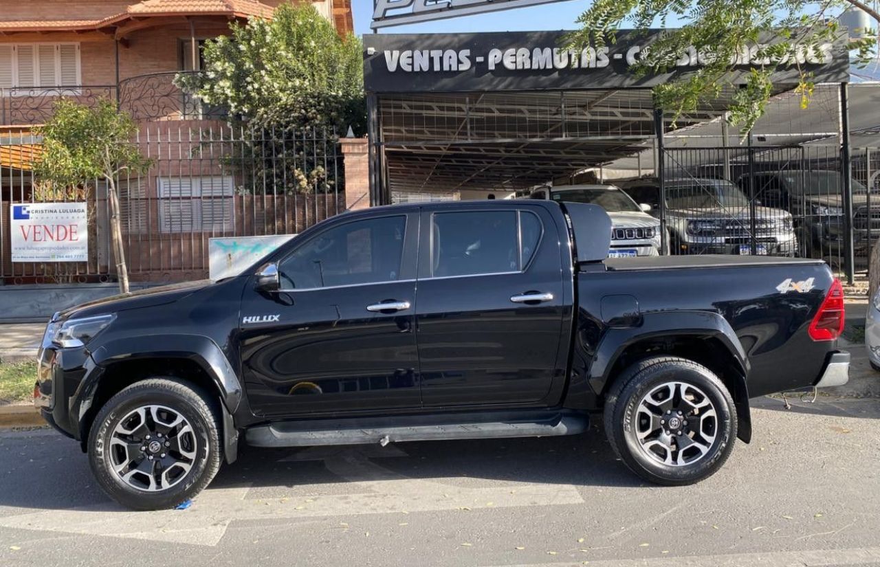Toyota Hilux Usada Financiado en San Juan, deRuedas