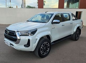Toyota Hilux Usada en Mendoza Financiado
