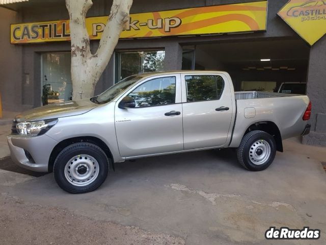 Toyota Hilux Nueva en Mendoza, deRuedas