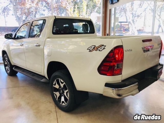 Toyota Hilux Nueva en Mendoza, deRuedas