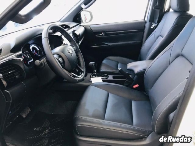 Toyota Hilux Nueva en Mendoza, deRuedas