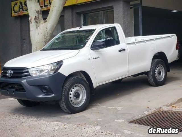 Toyota Hilux Nueva en Mendoza, deRuedas
