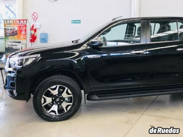 Toyota Hilux Nueva en Mendoza, deRuedas