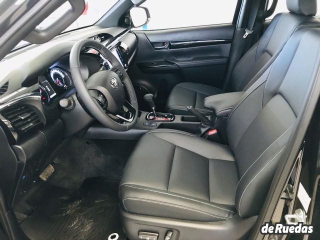 Toyota Hilux Nueva en Mendoza, deRuedas