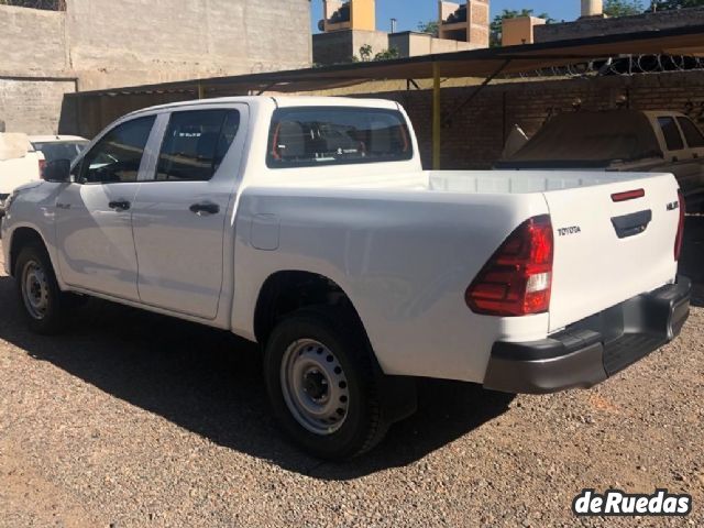 Toyota Hilux Nueva en Mendoza, deRuedas