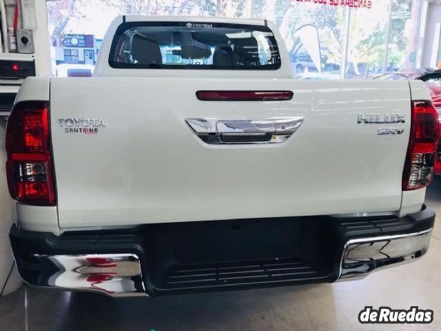 Toyota Hilux Nueva en Mendoza, deRuedas
