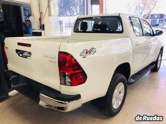 Toyota Hilux Nueva en Mendoza, deRuedas