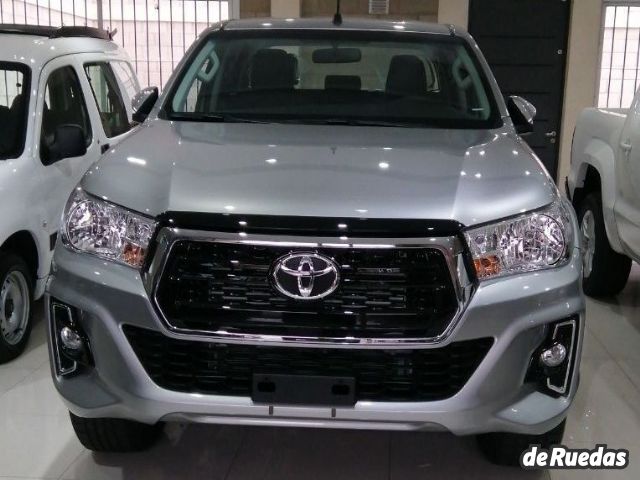 Toyota Hilux Nueva en Mendoza, deRuedas