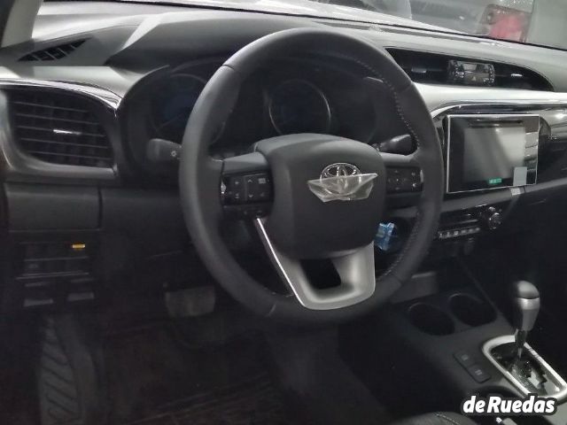 Toyota Hilux Nueva en Mendoza, deRuedas