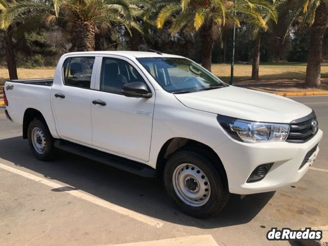 Toyota Hilux Nueva en Mendoza, deRuedas