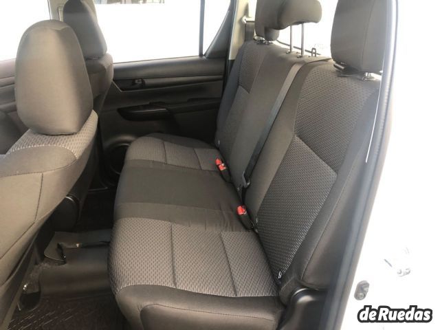 Toyota Hilux Nueva en Mendoza, deRuedas