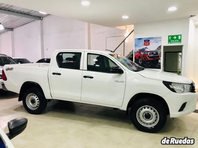 Toyota Hilux Nueva en Mendoza, deRuedas