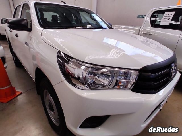 Toyota Hilux Nueva en Mendoza, deRuedas
