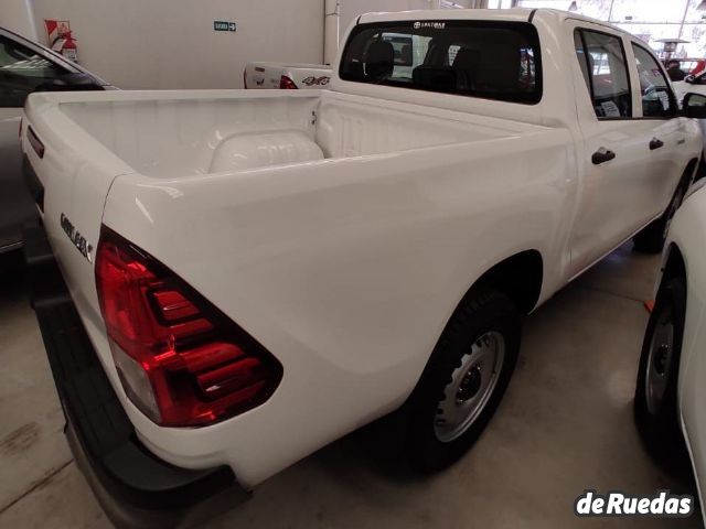 Toyota Hilux Nueva en Mendoza, deRuedas
