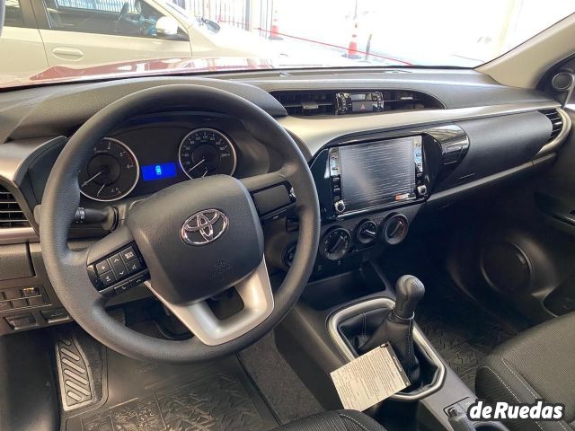 Toyota Hilux Nueva en Mendoza, deRuedas