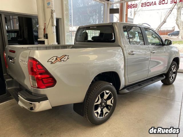 Toyota Hilux Nueva en Mendoza, deRuedas