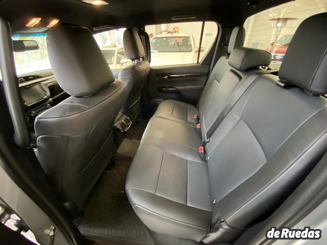 Toyota Hilux Nueva en Mendoza, deRuedas